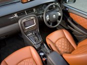 ‘02 Jaguar X Type 2002 Owners Manual