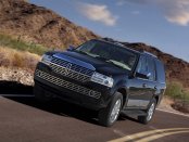 LINCOLN NAVIGATOR 2002 Owners Manual