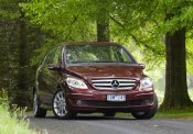 Mercedes Benz C Class Owners Manual 2008