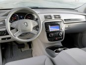 2006 Mercedes-Benz R-Class R500 Owners Manual