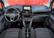 VAUXHALL CORSA C COMBO 2000-2006 Service Repair Manual