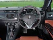 Alfa Romeo Giulietta 2011 Owners Operators Manual