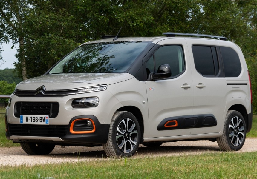 CITROEN BERLINGO 1.6i 16V Petrol 2004 Service Manual PDF Download