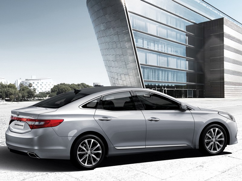 Hyundai XG250 XG300 XG350 Service Repair Workshop Manual 2003 ONWARDS