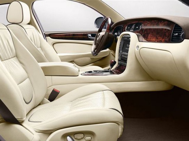 2016 Jaguar XJ (X351) Service and Repair Manual