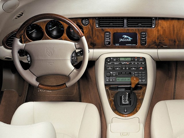 2002 Jaguar XK8 Service & Repair Manual Software