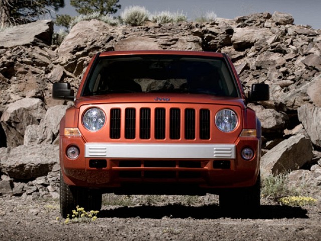 Jeep PATRIOT 2010 Owners Manual PDF Download