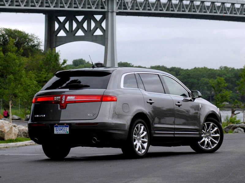2016 Lincoln MKT Service And Repair Manual
