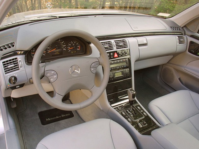 Mercedes-Benz E Class Service Repair Manual