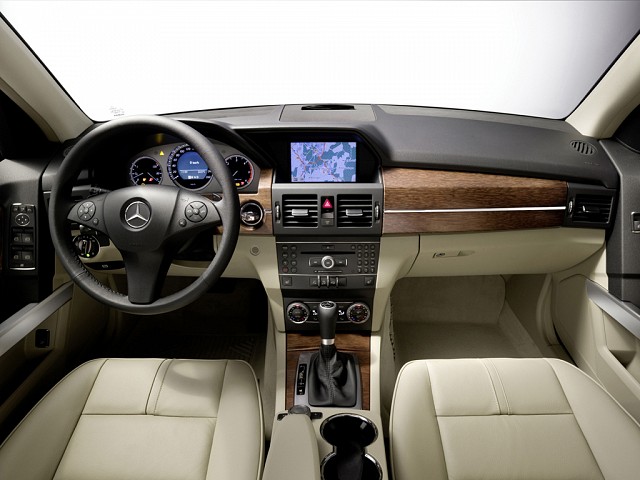 Mercedes Benz GLK Class X204 Complete Workshop Service Repair Manual 2014