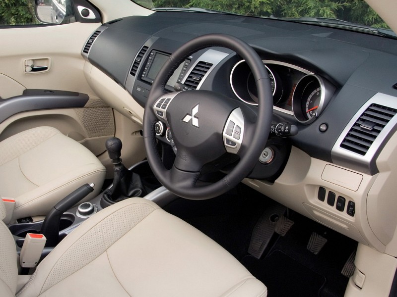 Mitsubishi Outlander 2007 to 2011 Service Repair Manual