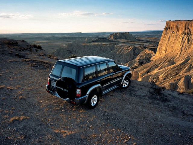 Engine Manual Nissan TD27ti and ZD30