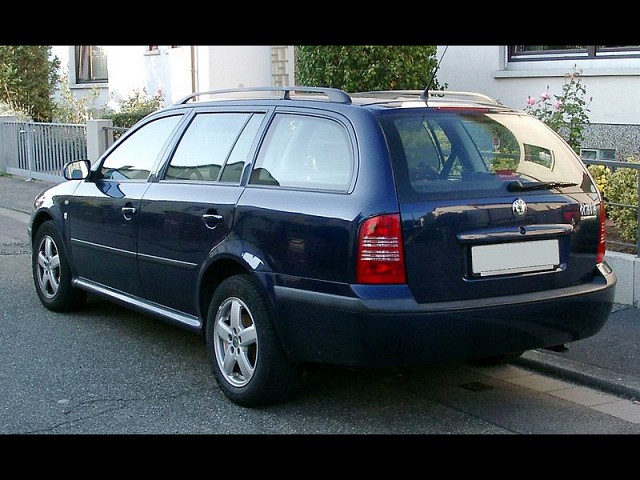 Skoda Octavia 2004-2012 Full Service & Repair Manual