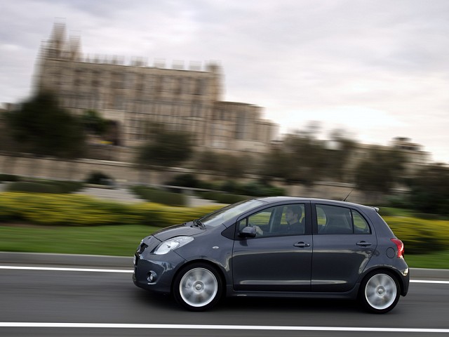 2007 Toyota Yaris Service & Repair Manual Software PDF Download