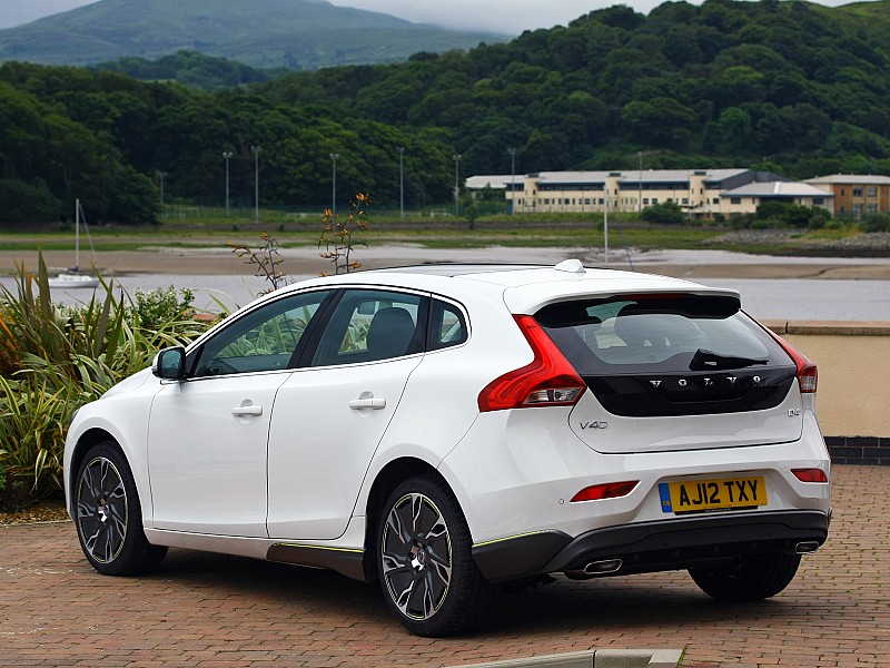 Volvo S40 & V40 1998 Repair Service Manual