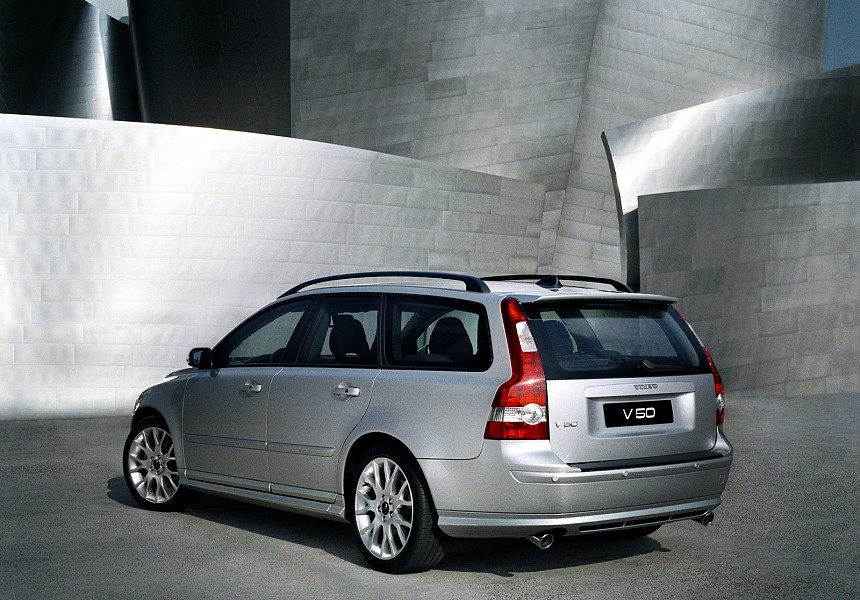08 Volvo V50 2008 Owners Manual
