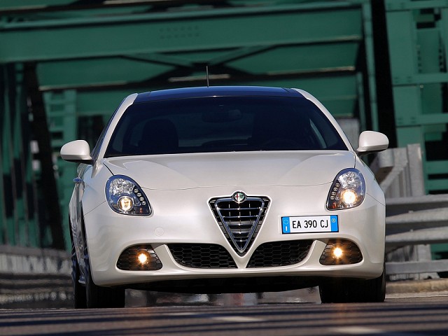 Alfa Romeo Giulietta 2010-2015 Service Repair Workshop Manual
