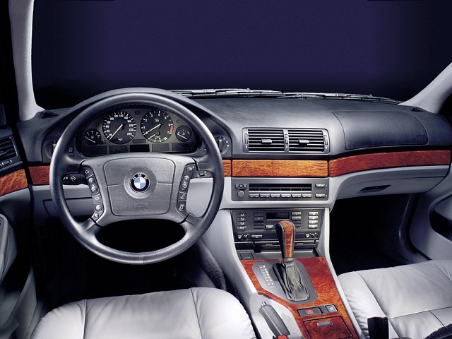 BMW X5 E53 1999-2006 Service Repair Workshop Manual