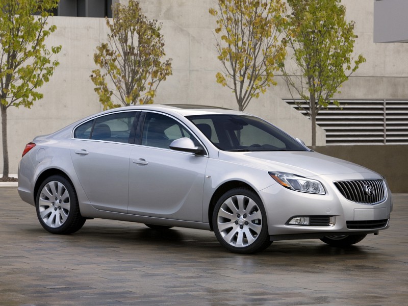 Buick Regal 2003 Owners Manual PDF Download