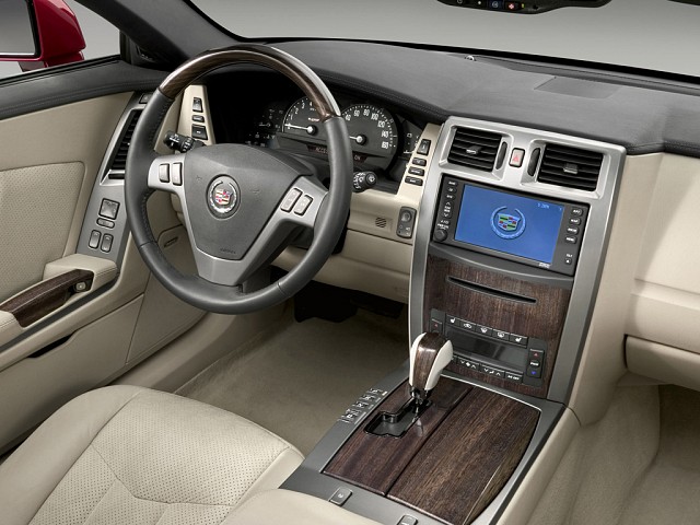 2004 Cadillac XLR Owners Manual