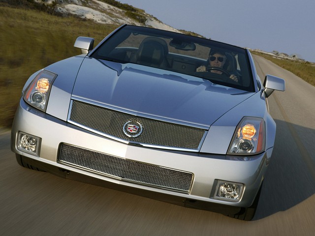 2004 Cadillac XLR Owners Manual